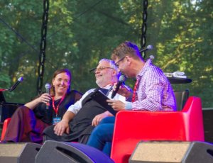 Hradozámecká noc aneb poslední letní garden party mezi labyrinty