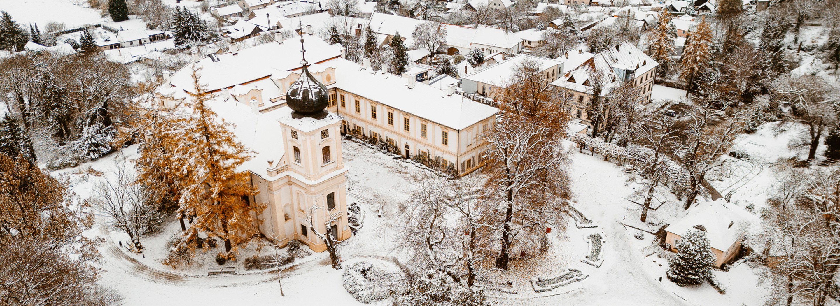 Hudební světelná show se sněhovou peřinou