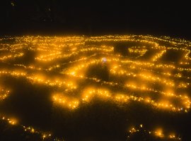 Večery plné světla: Hledejte cestu bludištěm k rozsvícené Eiffelovce
