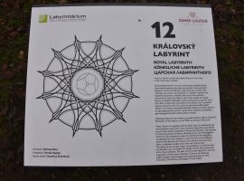 Královský labyrint získal při zimním slunovratu magický dvanáctistěn