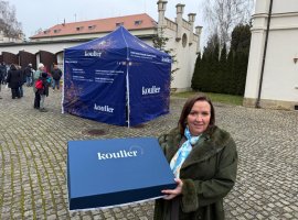 Bylo nám ctí: Zdobili jsme stromeček prezidentovi a přejeme PF 2026!