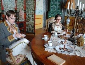 Jak kvetla láska na Loučeni? To a perličky ze světa odhalí Příběh lásky