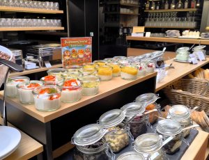 Správná snídaně pro mladé: Hlavně protein! Jasňačka, to na hotelu víme