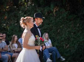 Chce to stále více párů: Potěšte jeden druhého a obnovte u nás svůj svatební slib!