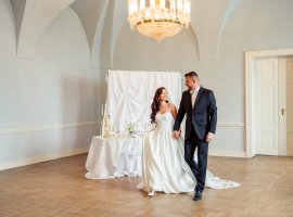 Svatba u nás plná kouzel: Kouzelnice z Bacheloru nechá třeba zmizet vaši tchýni