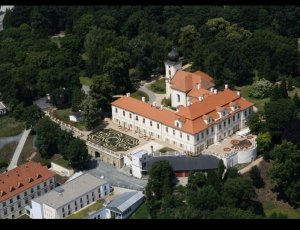 Šťastné hodinky každé pondělí