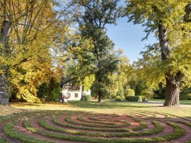 Zámek Loučeň na podzim