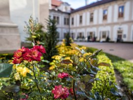 Zámek Loučeň na podzim