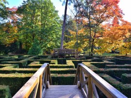 Zámek Loučeň na podzim