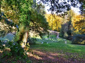 Zámek Loučeň na podzim