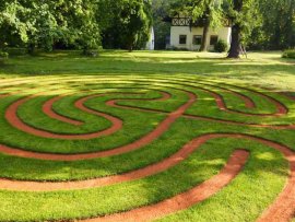 Labyrintárium a zámecký park